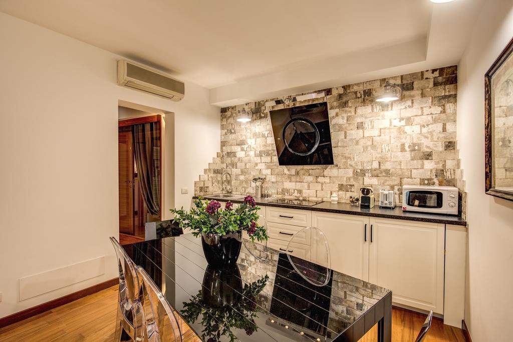 Pantheon Miracle Suite Rome Exterior photo